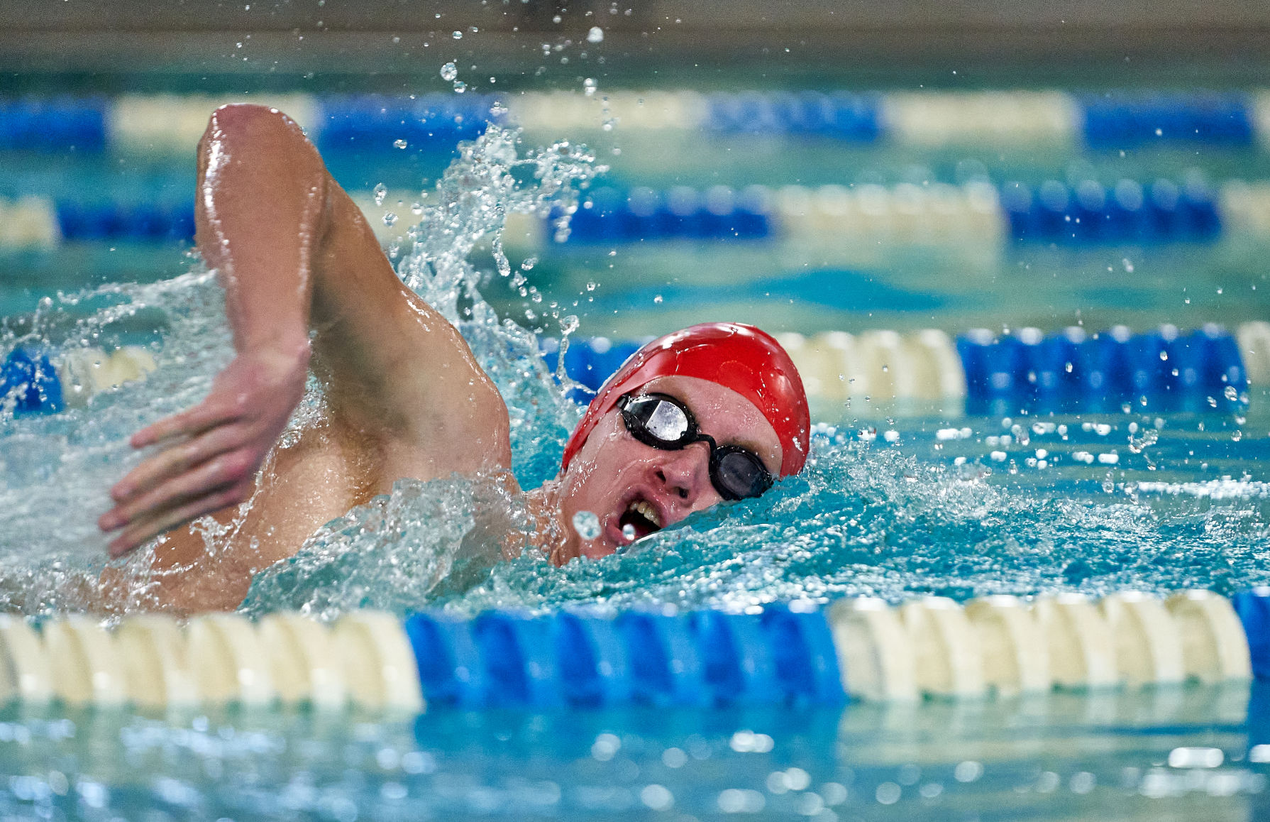 191212 FHS SWIM 5.jpg